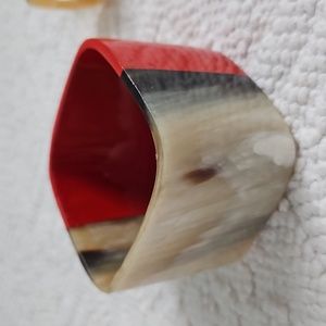 Natural horn bracelet